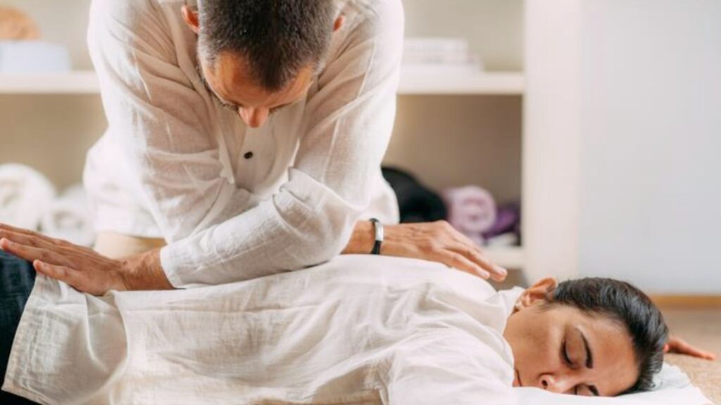 Mumbai Reflexology Shiatsu Acupressure Massage Mindfulness